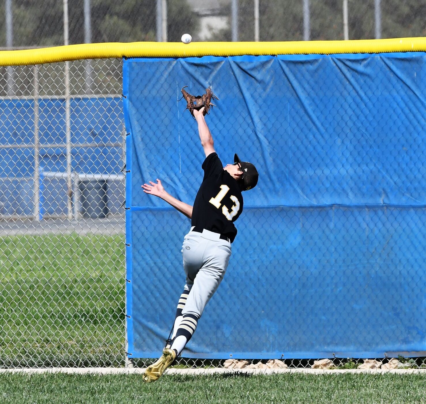 041522 CHS LHS BSB 02.JPG